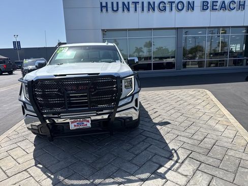 Used 2022 GMC Sierra 1500 SLT w/ SLT Premium Plus Package RWD image 24