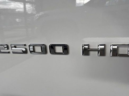 Used 2023 Chevrolet Silverado 2500 LTZ w/ LTZ Convenience Package image 16