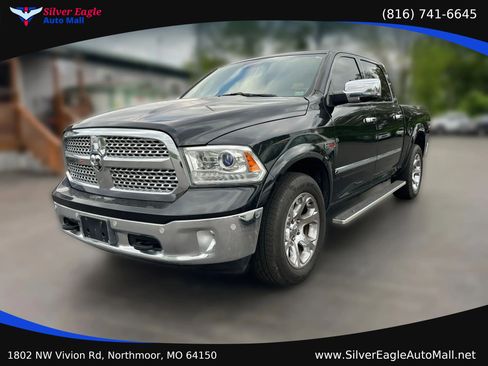 Used 2018 RAM 1500 Laramie w/ Convenience Group AWD/4WD image 1