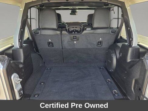 Used 2022 Jeep Wrangler Unlimited Rubicon w/ Trailer Tow Package AWD/4WD image 16