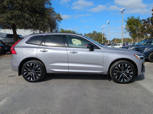 New 2026 Volvo XC60 B5 Ultra w/ Climate Package image 3