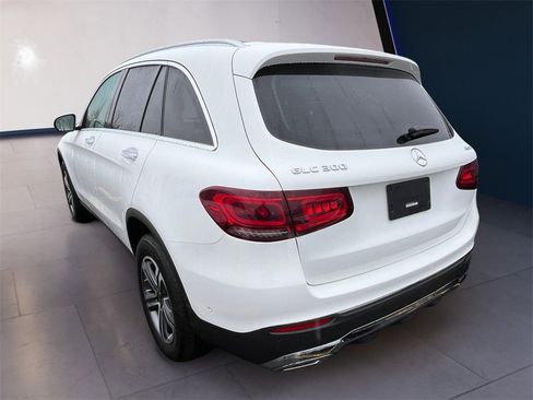 Certified 2022 Mercedes-Benz GLC 300 4MATIC w/ Premium Package Lite image 3