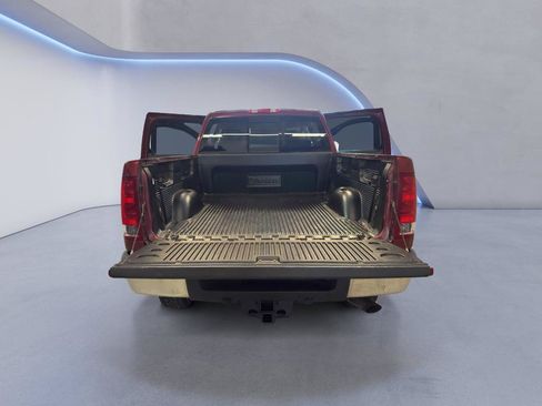 Used 2014 GMC Sierra 2500 SLE w/ SLE Preferred Package AWD/4WD image 13