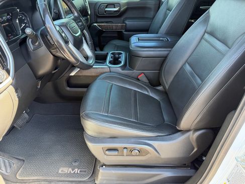 Used 2022 GMC Sierra 3500 Denali AWD/4WD image 15