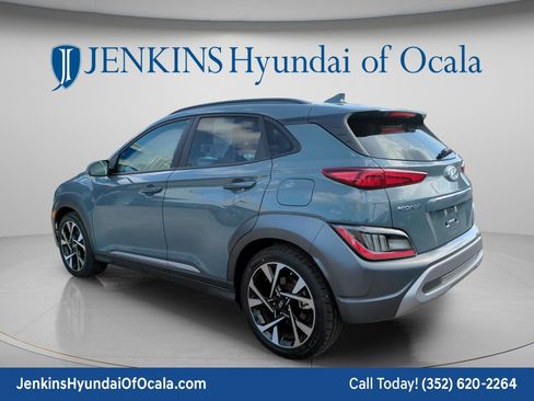 Certified 2022 Hyundai Kona Limited FWD image 5