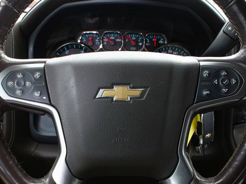 Used 2018 Chevrolet Silverado 2500 LTZ w/ Duramax Plus Package image 21