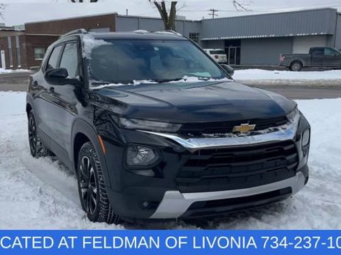 Certified 2021 Chevrolet TrailBlazer LT w/ Sun and Liftgate Package image 2