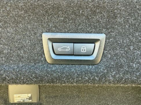 New 2026 BMW 330i Sedan w/ Premium Package image 16