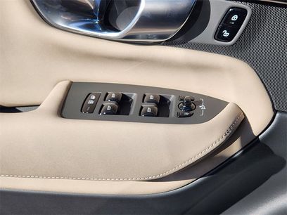 New 2026 Volvo XC90 B5 Core