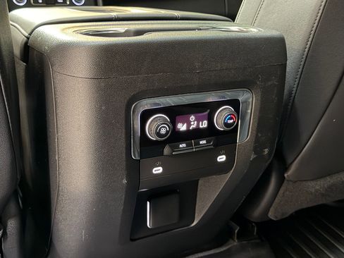 Used 2023 Chevrolet Tahoe LT image 41