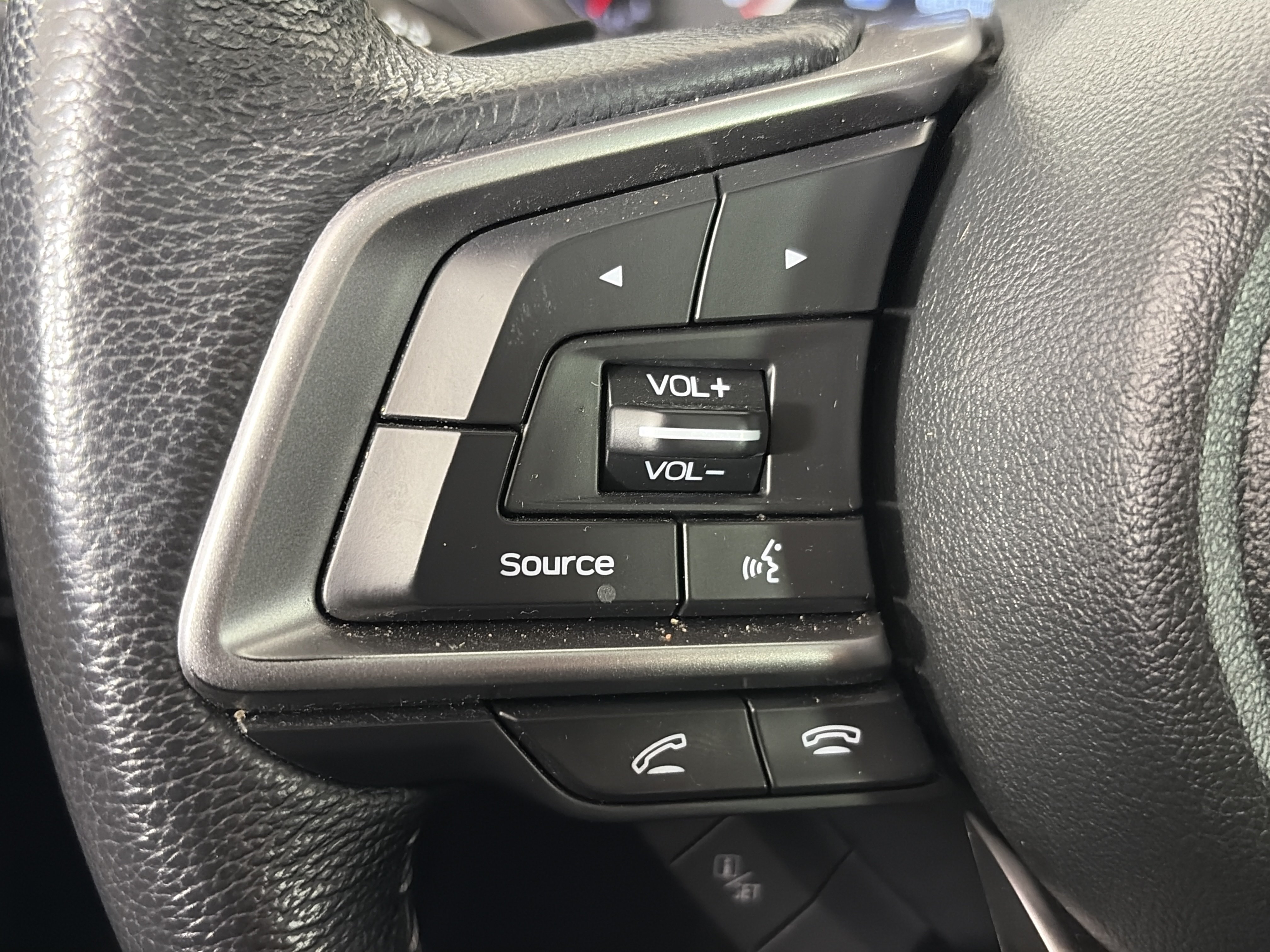 Used 2020 Subaru Ascent Premium w/ Sport Package AWD/4WD image 36