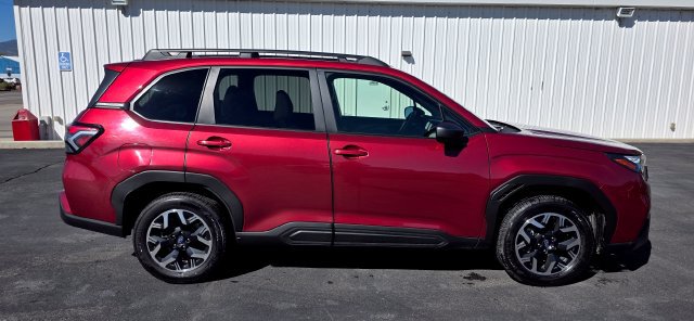 Used 2025 Subaru Forester Premium w/ Convenience Package #1 AWD/4WD image 6