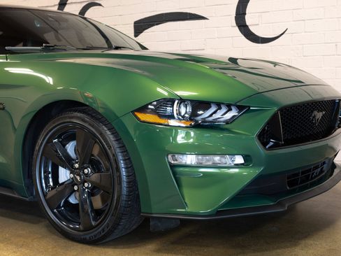 Used 2022 Ford Mustang GT Premium w/ Black Accent Package RWD image 15