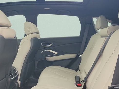 New 2026 Acura RDX SH-AWD image 10
