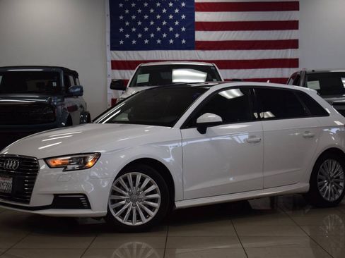 Used 2017 Audi A3 e-tron Premium FWD image 3