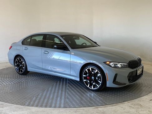 New 2026 BMW 330i xDrive Sedan w/ M Sport Package image 6