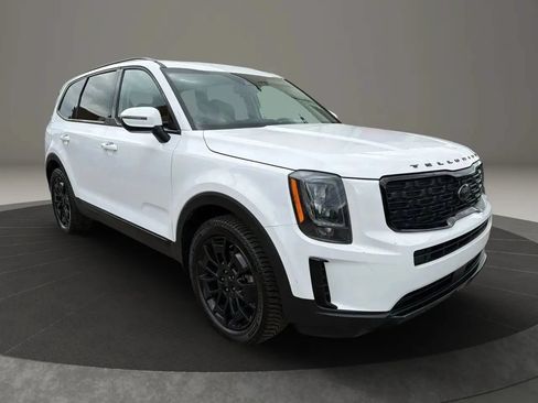 Used 2021 Kia Telluride EX w/ EX Premium Package AWD/4WD image 3