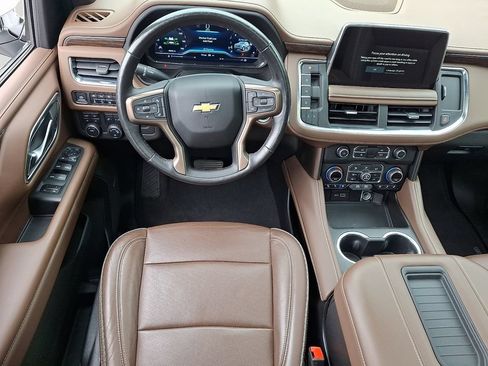 Used 2022 Chevrolet Tahoe High Country AWD/4WD image 13