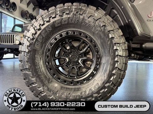 Used 2021 Jeep Gladiator Rubicon AWD/4WD image 24