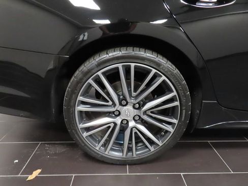 Used 2022 Cadillac CT5 V w/ Platinum Package image 15