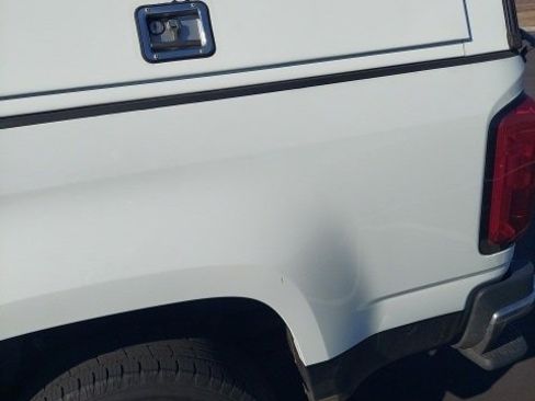 Used 2021 Chevrolet Colorado W/T w/ WT Convenience Package image 5