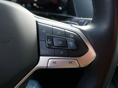 Used 2024 Volkswagen Atlas Cross Sport SEL R-Line image 26