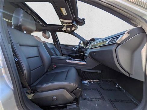 Certified 2016 Mercedes-Benz E 350 Sedan image 22