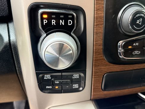 Used 2015 RAM 1500 Laramie w/ Convenience Group image 22