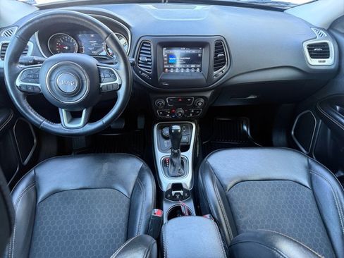 Used 2019 Jeep Compass Latitude w/ Popular Equipment Group AWD/4WD image 13