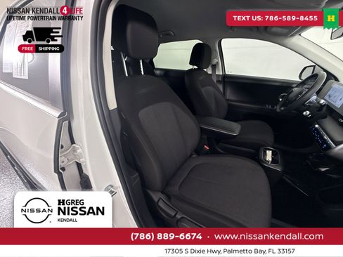 Used 2023 Hyundai Ioniq 5 SE w/ Cargo Package image 31