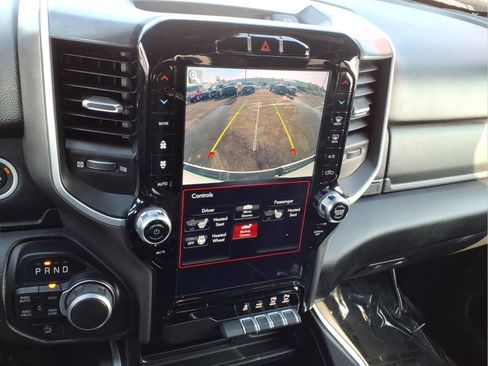 Used 2021 RAM 1500 Big Horn image 15