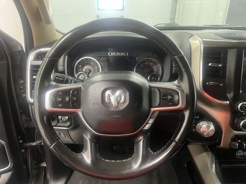 Used 2021 RAM 1500 Laramie AWD/4WD image 19