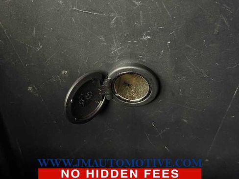 Used 2023 Ford Bronco Wildtrak image 37