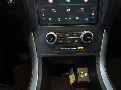 Certified 2022 Ford Edge SEL w/ Convenience Package image 27