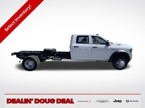 New 2026 RAM 5500 Tradesman w/ Chrome Appearance Group image 9