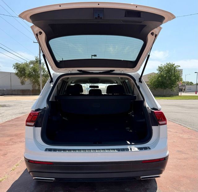 Used 2021 Volkswagen Tiguan S FWD image 6