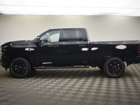 New 2026 RAM 2500 Tradesman AWD/4WD image 14