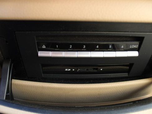 Used 2013 Mercedes-Benz S 550 4MATIC image 49