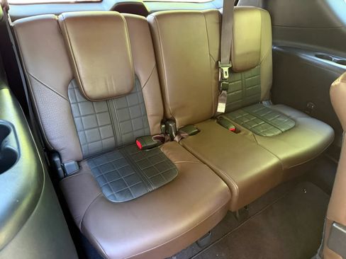 Used 2018 Nissan Armada Platinum AWD/4WD image 31