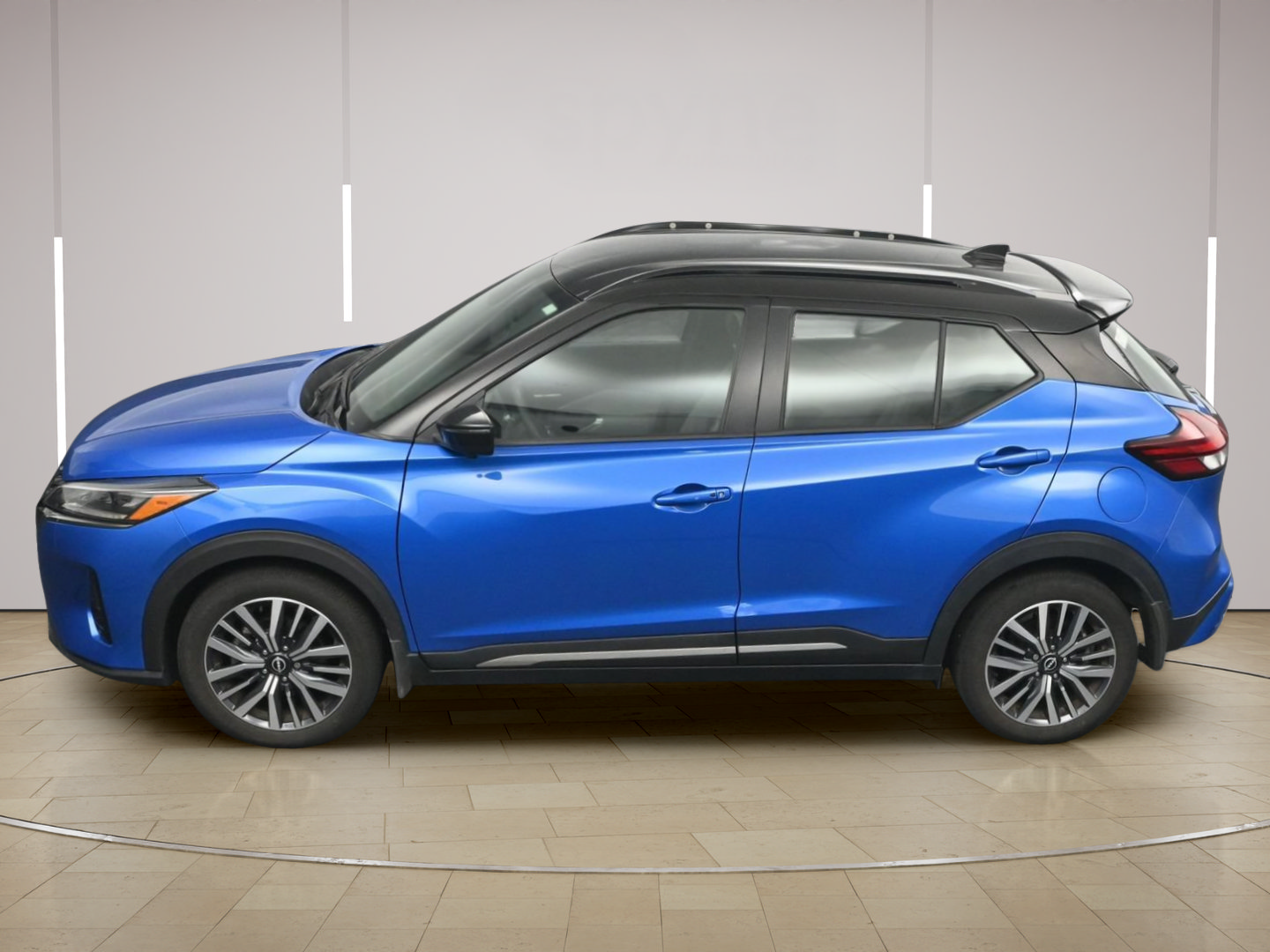 Certified 2023 Nissan Kicks SR w/ SR Premium Package FWD image 35