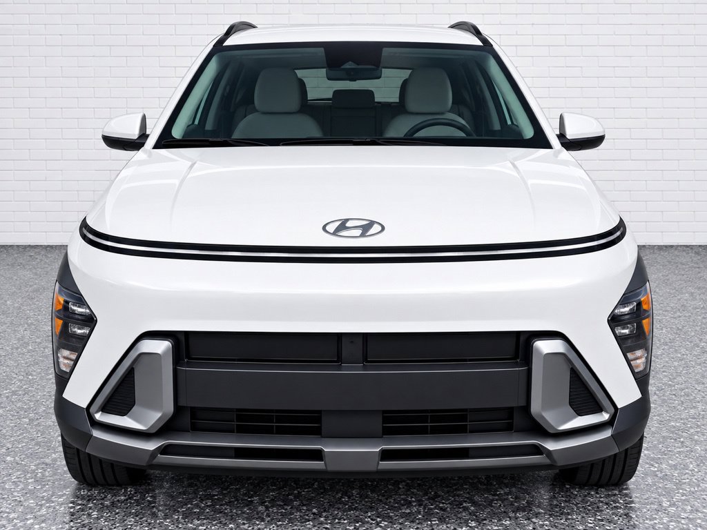 Used 2025 Hyundai Kona SEL FWD image 6
