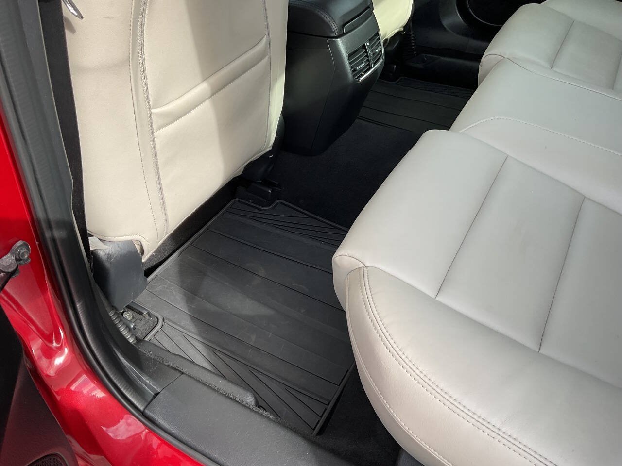 Used 2015 MAZDA MAZDA6 Touring w/ Touring Technology Package FWD image 31