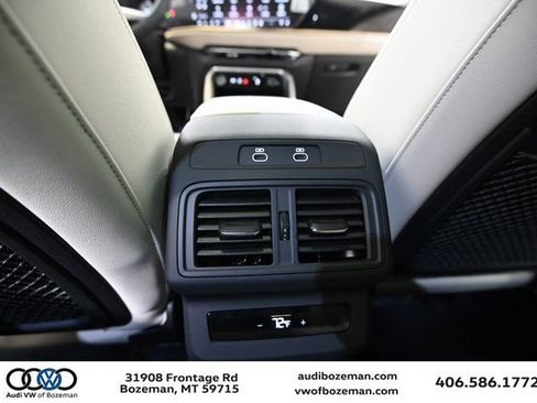 Used 2025 Audi Q5 Premium Plus AWD/4WD image 29