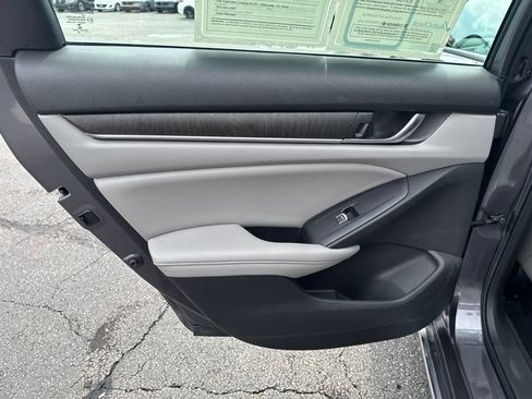 Used 2020 Honda Accord EX-L image 32