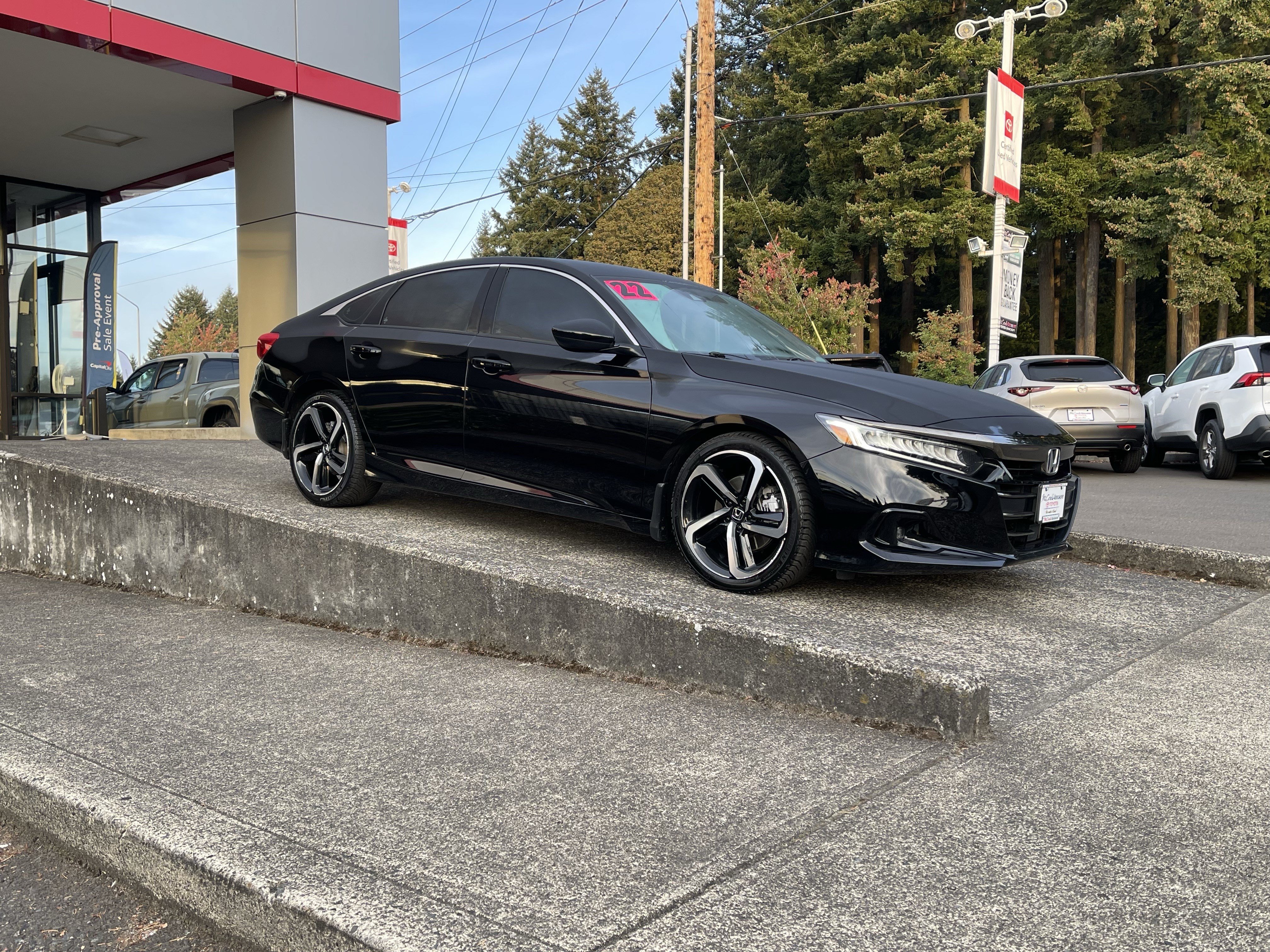 Used 2022 Honda Accord Sport image 1