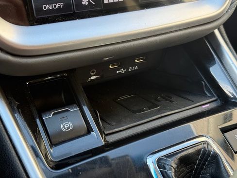 Used 2020 Subaru Outback Onyx Edition XT w/ Popular Package #2 AWD/4WD image 18