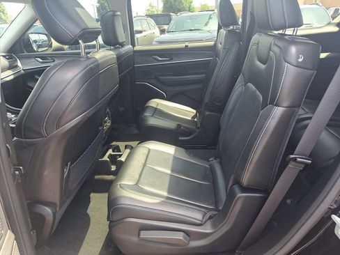 Certified 2023 Jeep Grand Cherokee L Limited w/ Luxury Tech Group II AWD/4WD image 33
