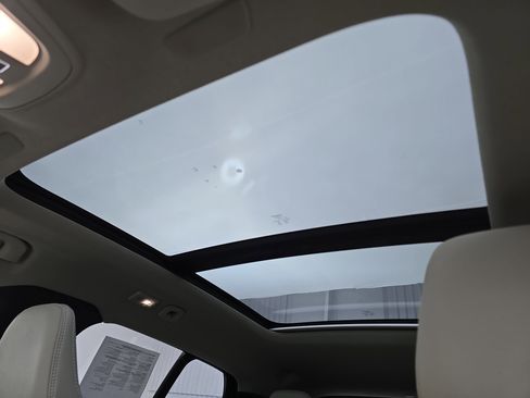 Used 2023 Volvo XC40 B4 Ultimate w/ Protection Package Premier image 30