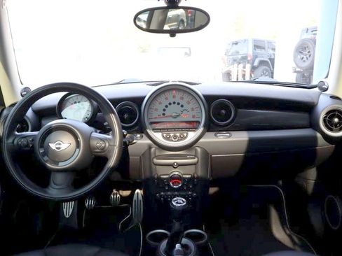 Used 2012 MINI Cooper S w/ Cold Weather Pkg FWD image 13