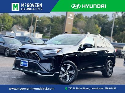 Used 2024 Toyota RAV4 SE w/ Weather & Moonroof Package